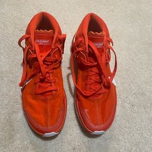 KD 13 TB “Team Orange”. Size 12